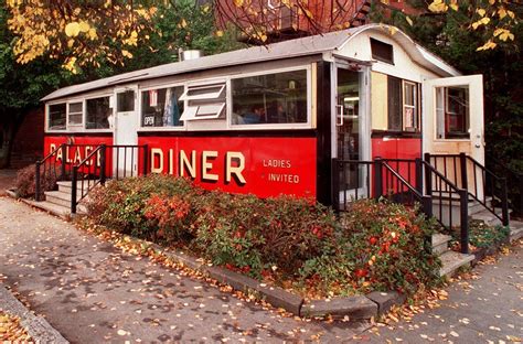 Palace diner - The Palace Diner is a family-owned and operated restaurant that serves fresh and delicious food round the clock, every day of the year. You can choose from a variety of dishes, from fish and produce to cakes and pastries, made from scratch with quality ingredients. 